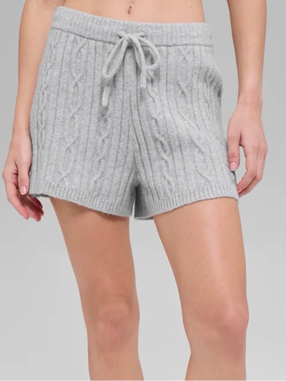 Alo Yoga Womens Cable Knit Winter Bliss Shorts Heather Gray Size Small